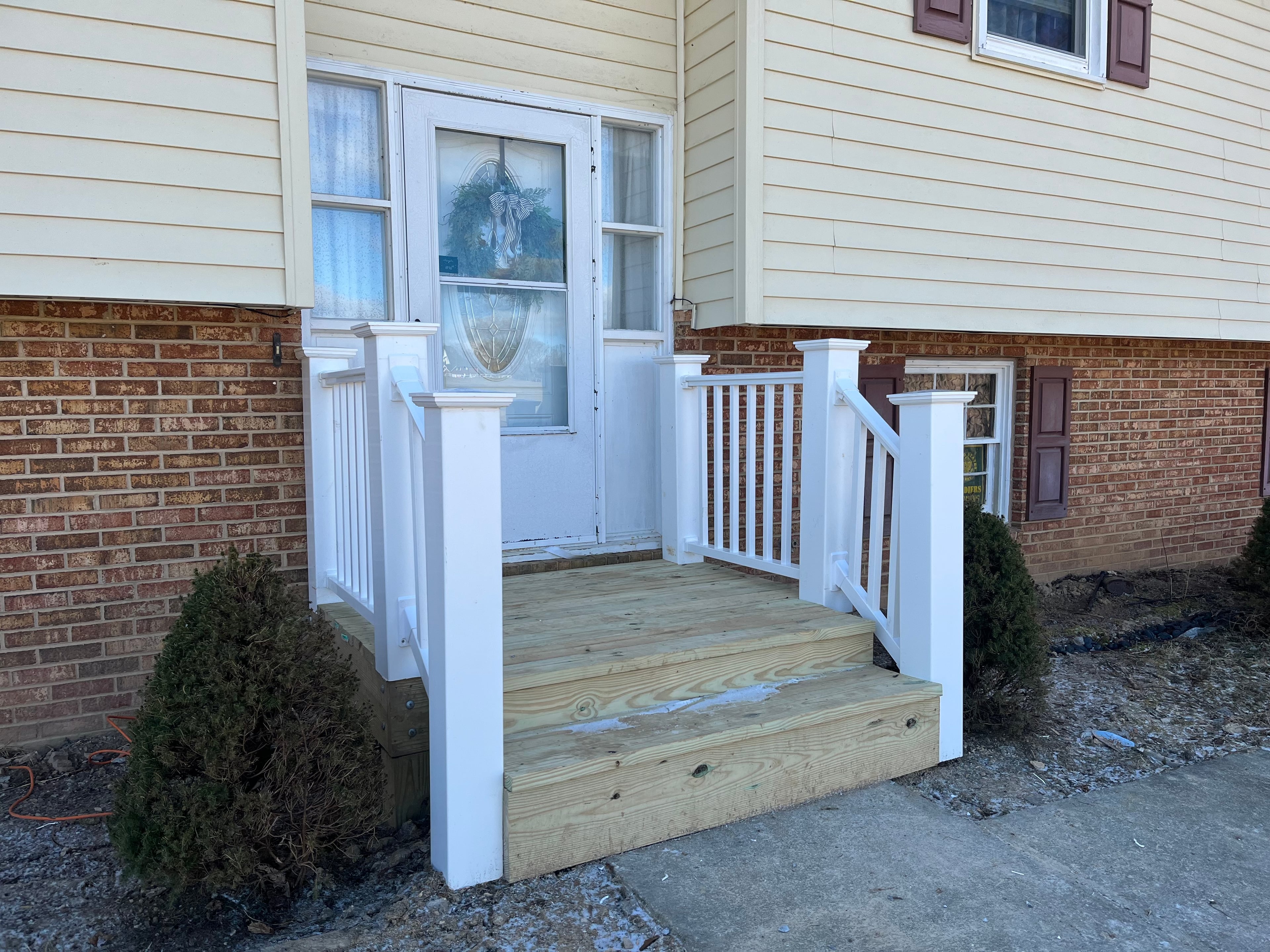 Custom Deck Construction