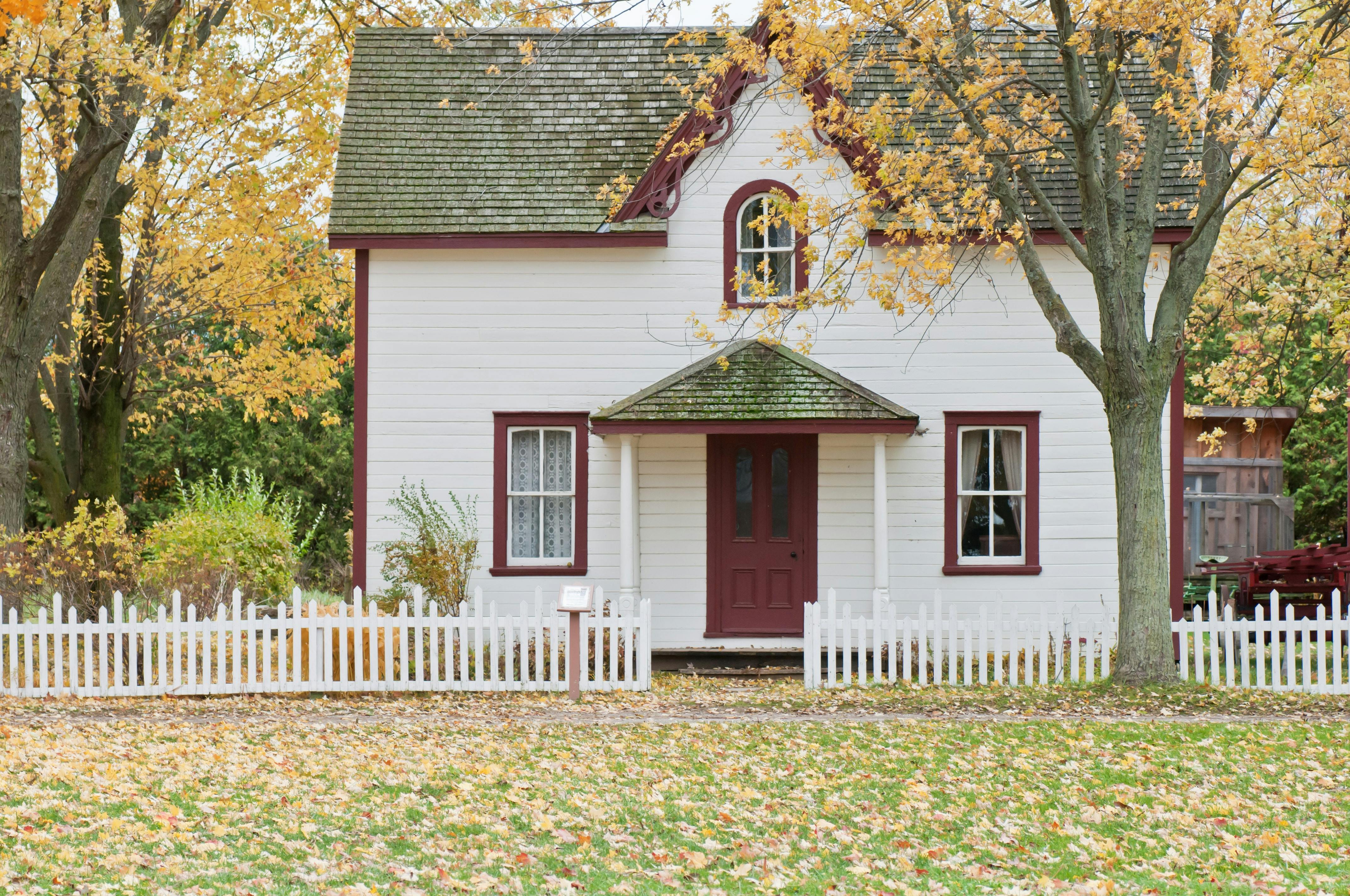 Beautiful home with fall foliage